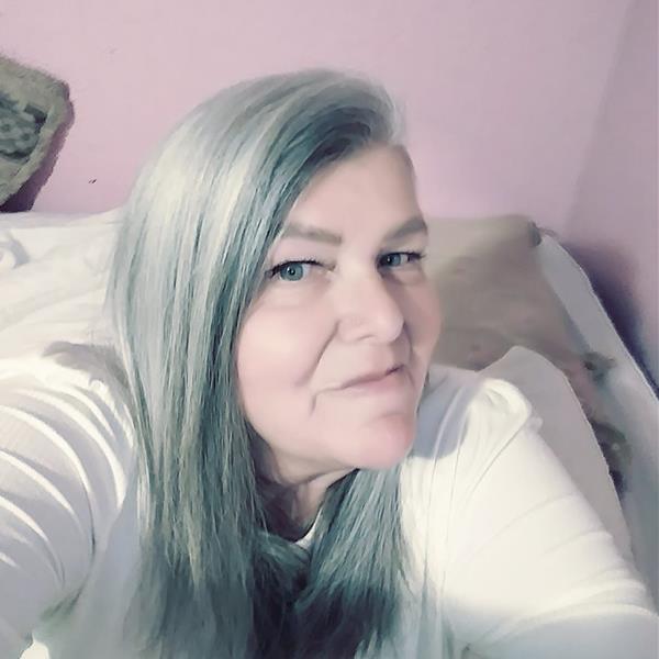 BEAUTIFUL MAMA